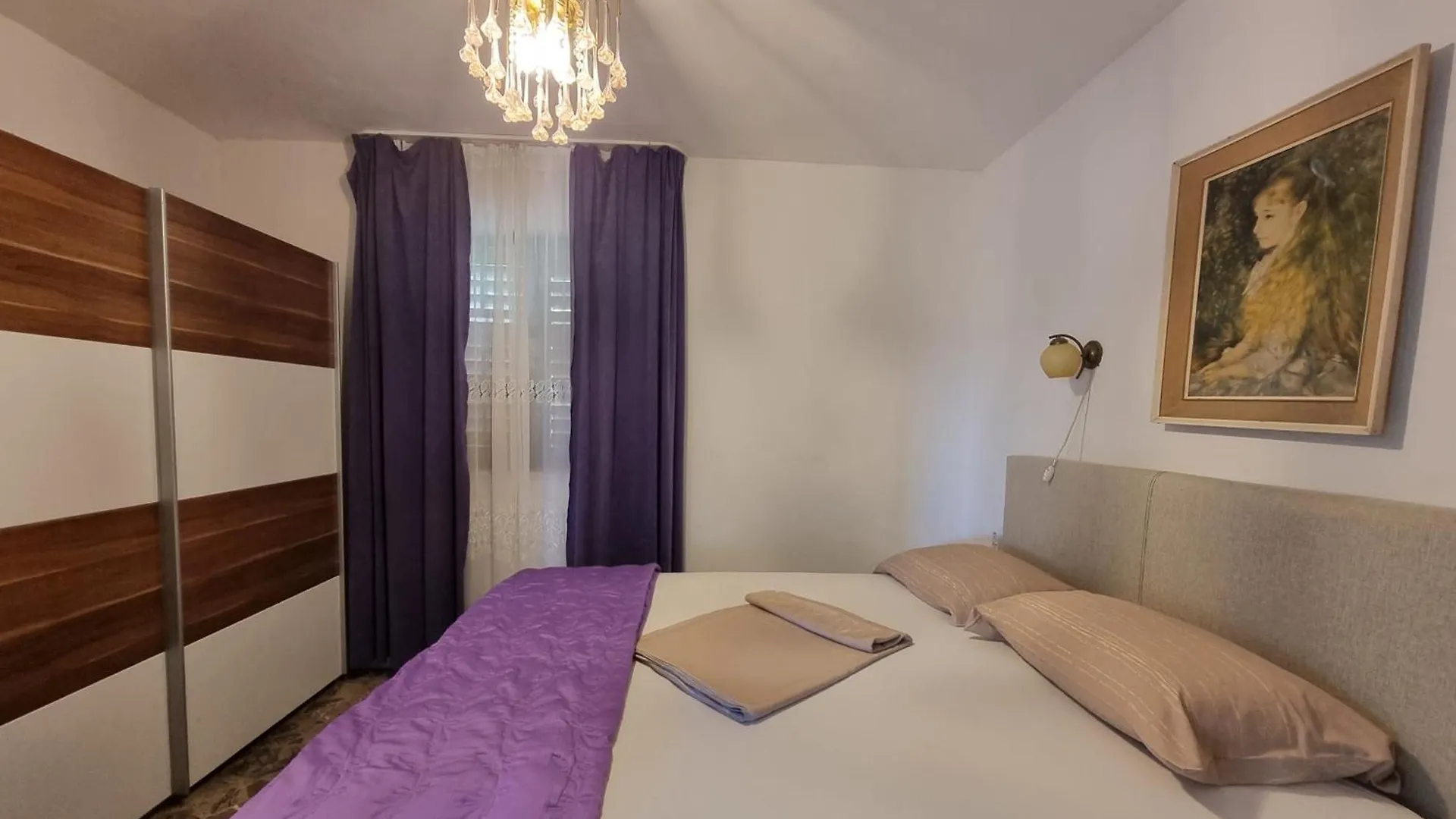 Villa Green Trogir 0*,  Croatia